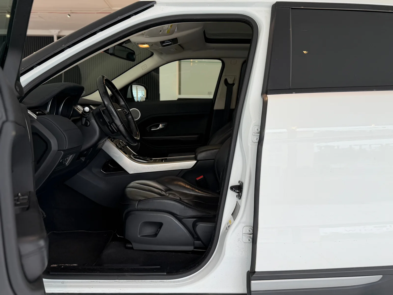 LAND ROVER Range Rover Evoque 2.0 Si4 Dynamic AT6 **Frisch ab MFK & Service**