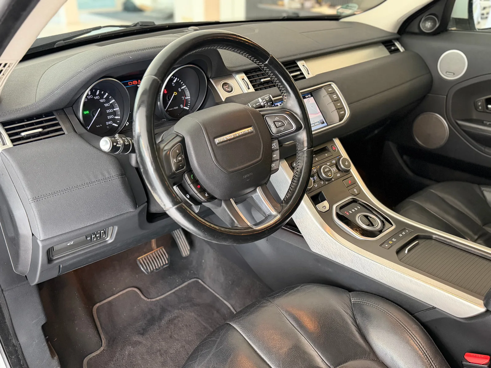 LAND ROVER Range Rover Evoque 2.0 Si4 Dynamic AT6 **Frisch ab MFK & Service**