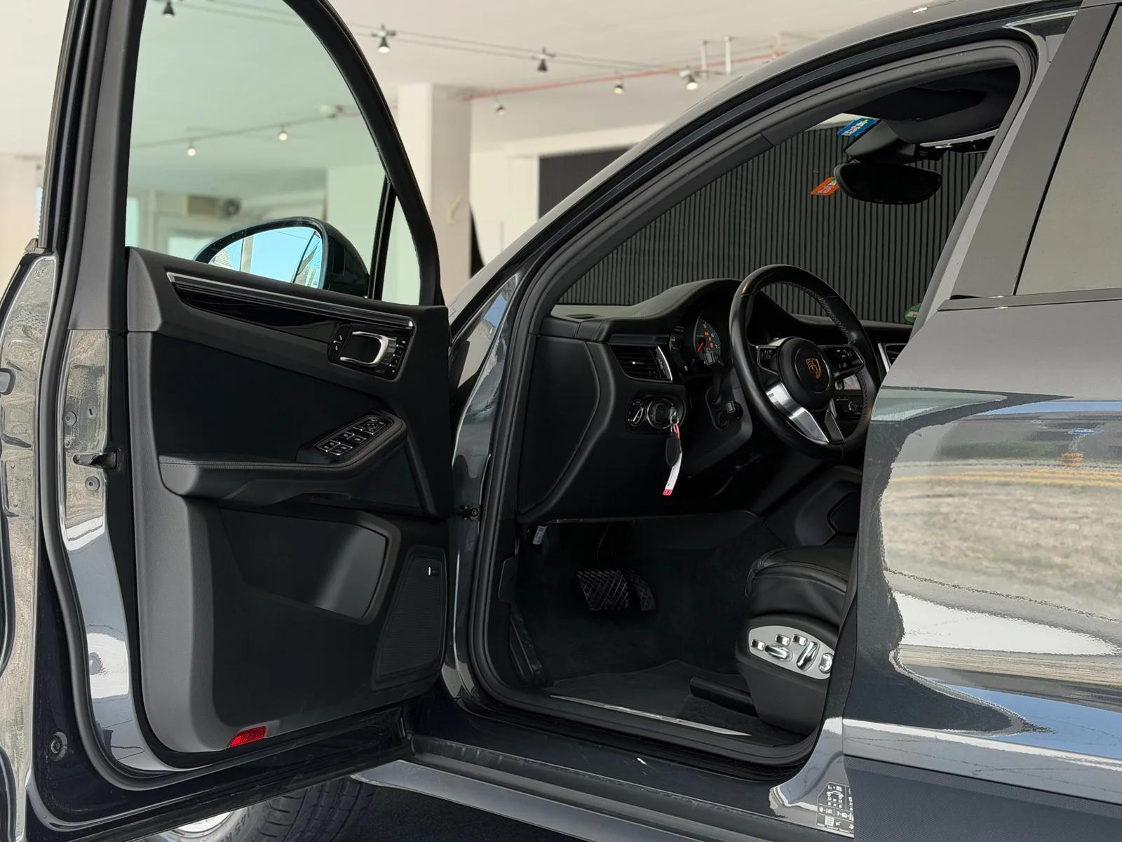 PORSCHE Macan S PDK