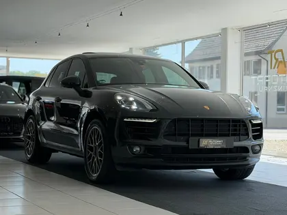 PORSCHE Macan S PDK