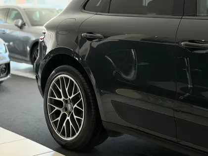 PORSCHE Macan S PDK