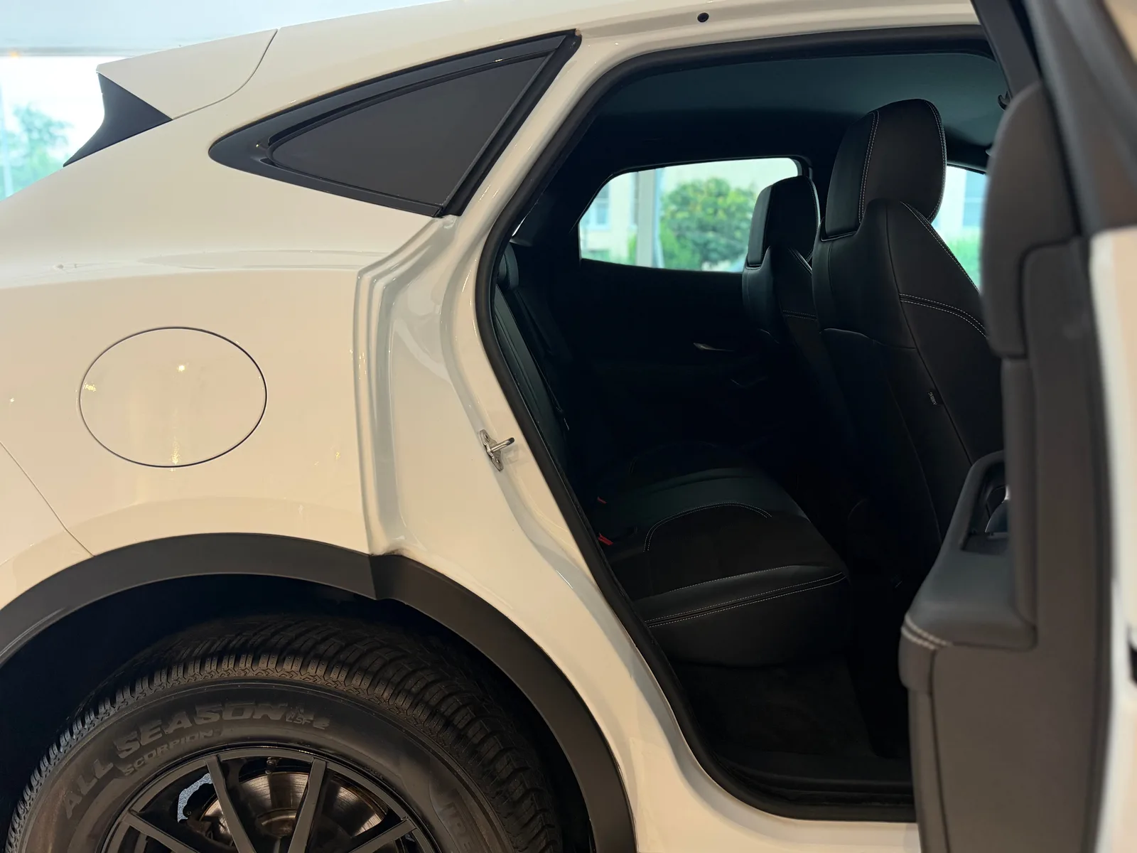 JAGUAR E-Pace 2.0 P250 R-Dynamic SE AWD Automatik **Frisch ab MFK & Service**