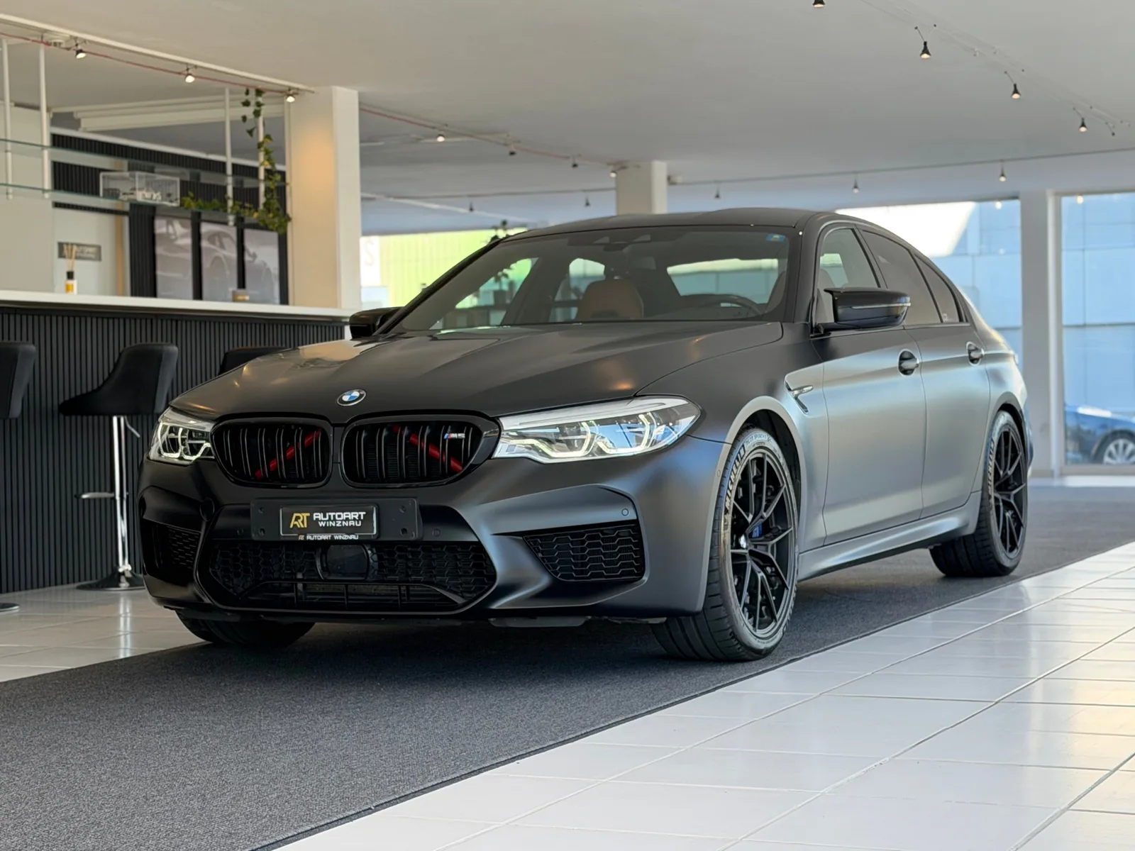 BMW M5 xDrive Drivelogic **Grail Auspuffanalge**