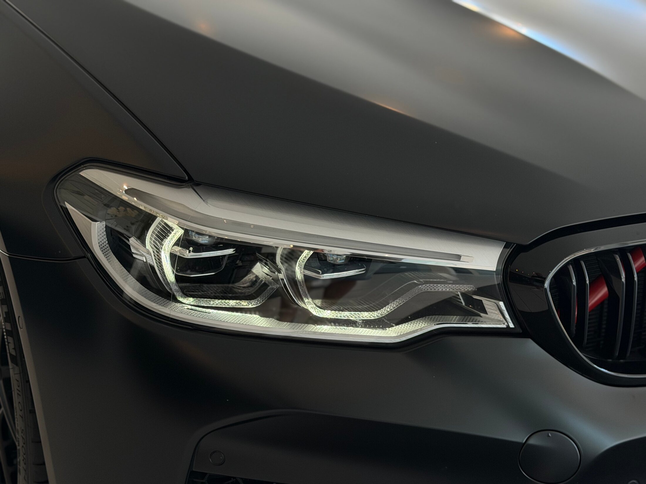 BMW M5 xDrive Drivelogic **Grail Auspuffanalge**