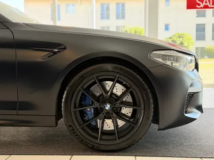 BMW M5 xDrive Drivelogic **Grail Auspuffanalge**