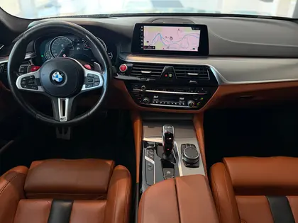 BMW M5 xDrive Drivelogic **Grail Auspuffanalge**