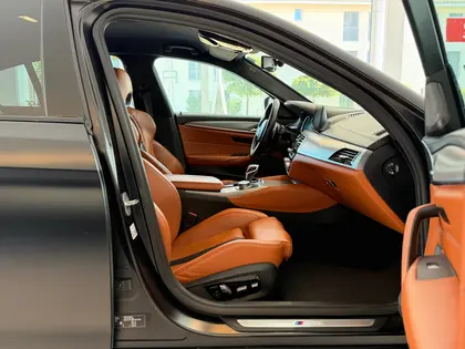 BMW M5 xDrive Drivelogic **Grail Auspuffanalge**