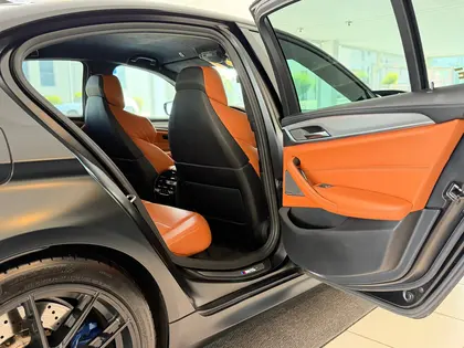 BMW M5 xDrive Drivelogic **Grail Auspuffanalge**