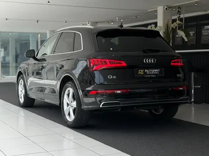 AUDI Q5 2.0 TFSI sport quattro S-tronic **TOP Ausstattung**