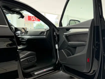AUDI Q5 2.0 TFSI sport quattro S-tronic **TOP Ausstattung**