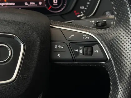 AUDI Q5 2.0 TFSI sport quattro S-tronic **TOP Ausstattung**