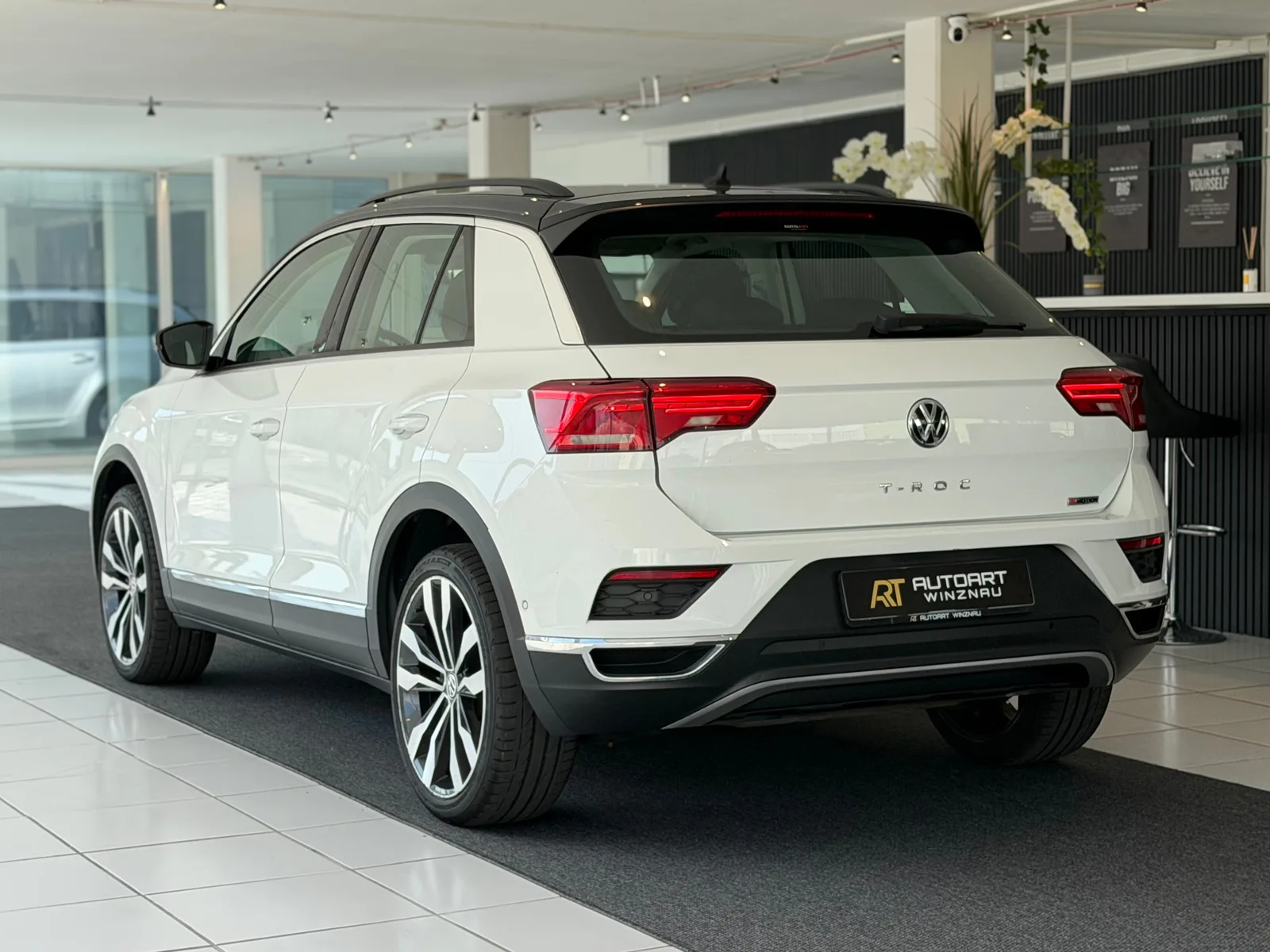 VW T-Roc 2.0 TSI Advance DSG 4Motion **ab MFK & Service**