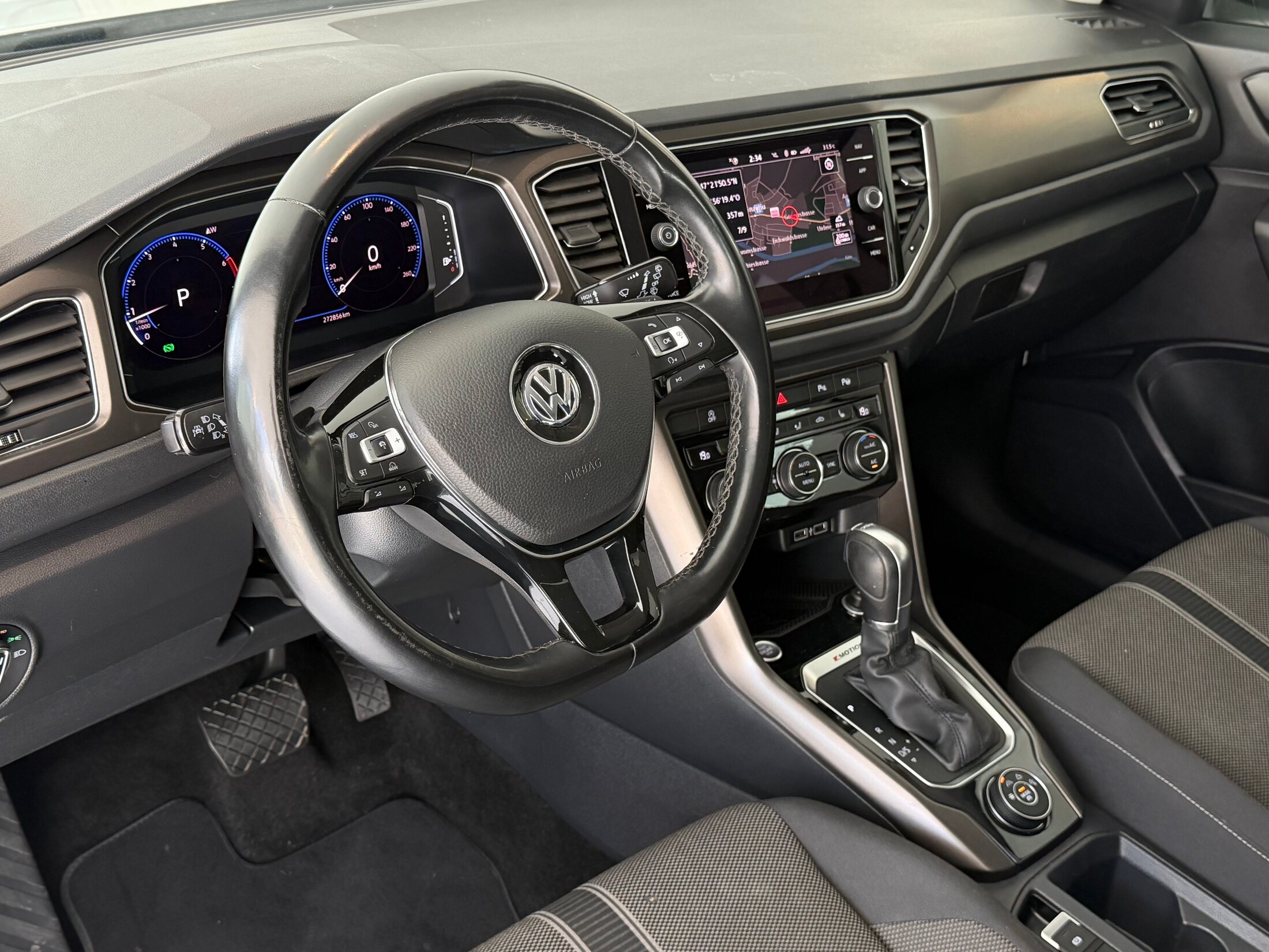 VW T-Roc 2.0 TSI Advance DSG 4Motion **ab MFK & Service**