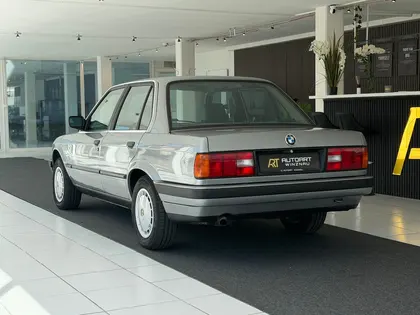 BMW 318i E30 **Frisch ab MFK & Service**